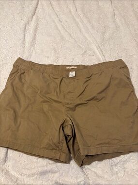 Women’s Khaki Casual Elastic-Waist Shorts